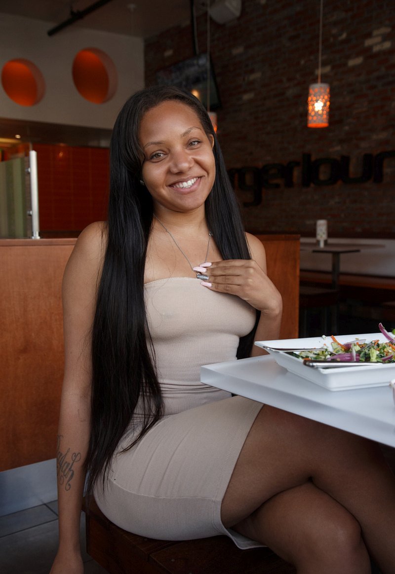 Елена, 25
